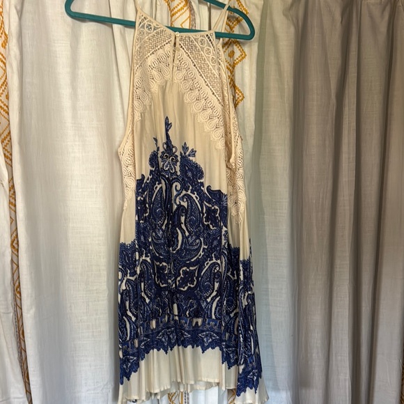 FreePeople Cream and Blue Lace Dress size Large - Picture 4 of 4